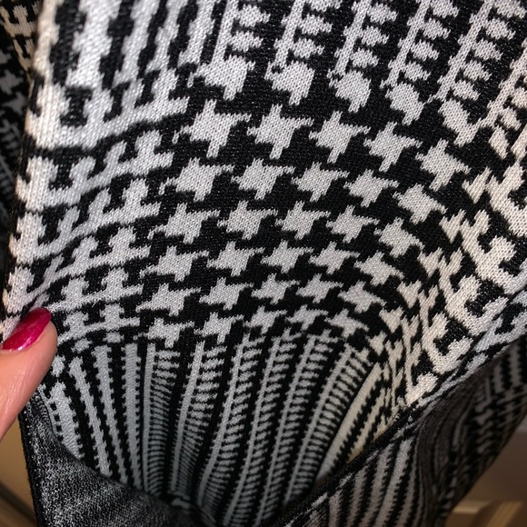 NEW Joan Vass black /white 3/4 sleeve cardigan $78 - Picture 5 of 8